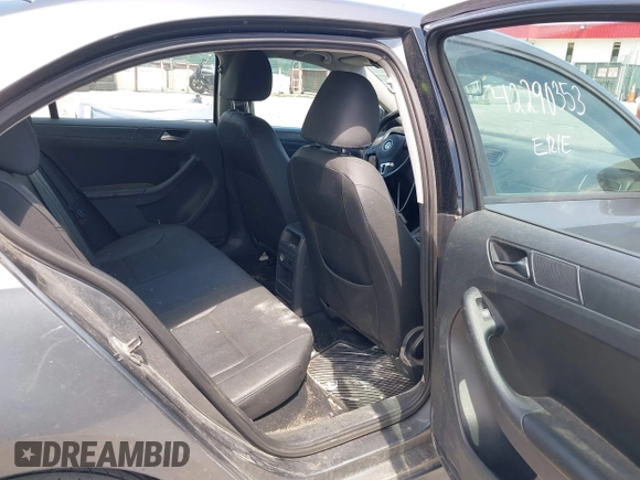 2012 Volkswagen Jetta SE z VIN 3VWDP7AJ4CM323219, wystawiony jako IAAI lot #42290353 z przebiegiem 313 663 mil mil oraz . Historia ofert i sprzedaży dostępna na DreamBid. Obrazek 8.