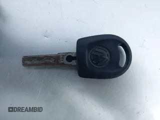 2010 Volkswagen GTI с VIN WVWGV7AJ2AW207536, выставлен на аукционе IAAI как лот 42162948 с пробегом 133 354 миль миль и . История ставок и продаж доступна на DreamBid. Изображение 11.