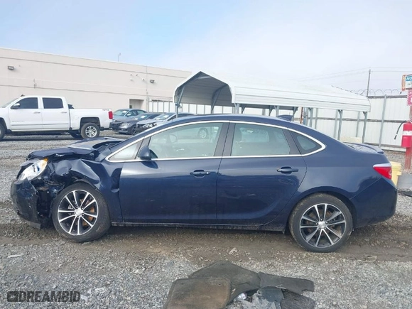 2016 Buick Verano Sport Touring with VIN 1G4PW5SK9G4177444, listed as a IAAI auction lot 41225686 with 28,410 mi miles. Bid and sale history available at carsss.com. Image 14.