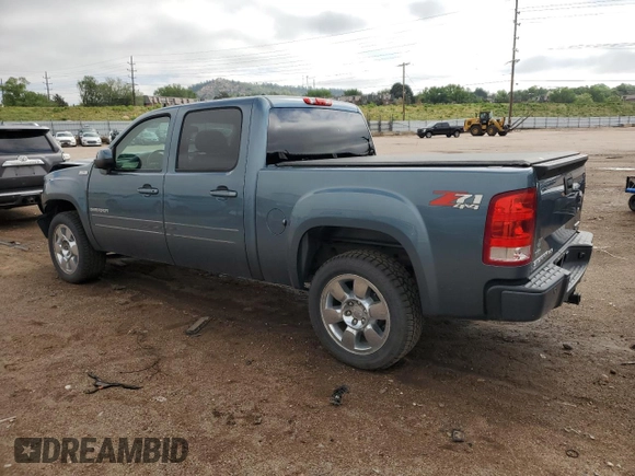 2011 GMC Sierra 1500 SLE z VIN 3GTP2VE31BG356240, wystawiony jako Copart lot #58485645 z przebiegiem 110 998 mil mil oraz Szkoda całkowita • Salvage title. Historia ofert i sprzedaży dostępna na DreamBid. Obrazek 2.