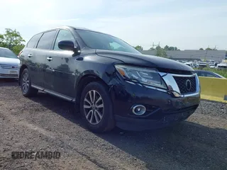 2015 Nissan Pathfinder S z VIN 5N1AR2MM1FC632074, wystawiony jako IAAI lot #42338678 z przebiegiem 152 839 mil mil oraz . Historia ofert i sprzedaży dostępna na DreamBid. Obrazek 1.