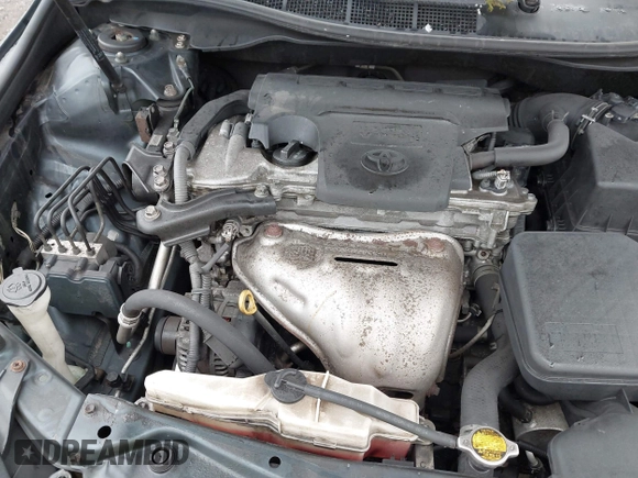 2015 Toyota Camry XLE with VIN 4T1BF1FK1FU087653, listed as a IAAI auction lot 41942940 with 180,274 mi miles. Bid and sale history available at carsss.com. Image 10.