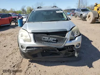 2010 GMC Acadia SLT1 with VIN 1GKLRMED2AJ125491, listed as a Copart auction lot 53186285 with 172,814 mi miles and Salvage Title. Bid and sale history available at carsss.com. Image 5.