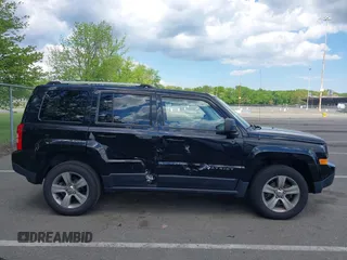 2016 Jeep Patriot High Altitude z VIN 1C4NJRFBXGD746412, wystawiony jako IAAI lot #42217173 z przebiegiem 74 409 mil mil oraz . Historia ofert i sprzedaży dostępna na DreamBid. Obrazek 13.