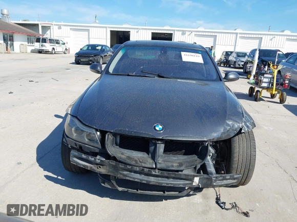 2008 BMW 3 Series 328i with VIN WBAVA375X8NL58546, listed as a IAAI auction lot 41690119 with 156,774 mi miles and . Bid and sale history available at DreamBid. Image 12.