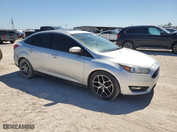 2017 Ford Focus SEL with VIN 1FADP3H21HL219974, listed as a Copart auction lot 48143875 with 185,795 mi miles and Salvage Title. Bid and sale history available at carsss.com. Image 4.