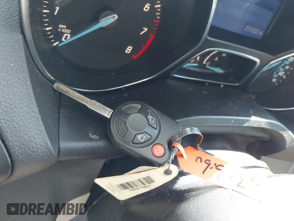 2013 Ford Escape SE with VIN 1FMCU0GX2DUB85361, listed as a IAAI auction lot 42552881 with 211,032 mi miles and . Bid and sale history available at DreamBid. Image 11.