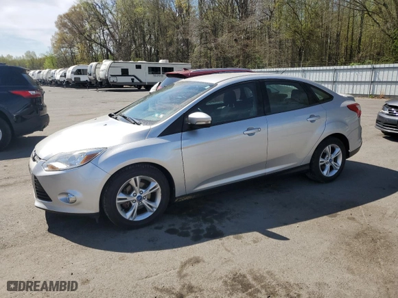 2012 Ford Focus SE with VIN 1FAHP3F26CL127806, listed as a Copart auction lot 53933195 with 100,306 mi miles and Clean Title. Bid and sale history available at carsss.com. Image 1.