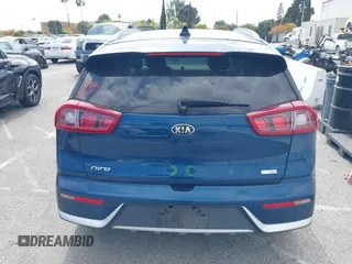 2017 Kia Niro LX with VIN KNDCB3LC6H5075363, listed as a IAAI auction lot 42132101 with 60,595 mi miles. Bid and sale history available at carsss.com. Image 16.