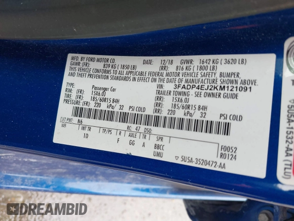 2019 Ford Fiesta SE with VIN 3FADP4EJ2KM121091, listed as a IAAI auction lot 41595764 with 98,669 mi miles. Bid and sale history available at carsss.com. Image 9.