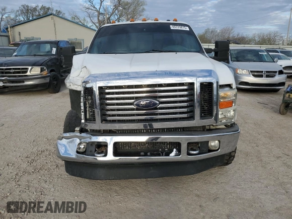 2009 Ford F-250 XL with VIN 1FTSW21R39EB19435, listed as a Copart auction lot 49723815 with 164,301 mi miles and Salvage title. Bid and sale history available at DreamBid. Image 5.