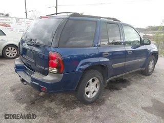 2003 Chevrolet TrailBlazer LS with VIN 1GNDS13S732260569, listed as a IAAI auction lot 41818640 with 243,938 mi miles. Bid and sale history available at carsss.com. Image 4.