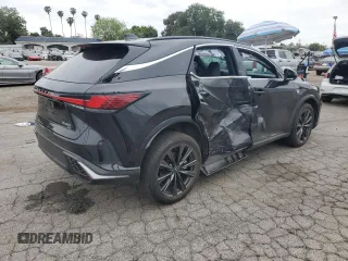 2024 Lexus RX 350 z VIN 2T2BAMCA1RC040460, wystawiony jako Copart lot #53509055 z przebiegiem 17 958 mil mil oraz Szkoda całkowita • Salvage title. Historia ofert i sprzedaży dostępna na DreamBid. Obrazek 3.