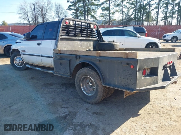 2001 Dodge 2500 z VIN 3B7KC23611G243955, wystawiony jako IAAI lot #41592565 z przebiegiem Nie podano mil oraz . Historia ofert i sprzedaży dostępna na DreamBid. Obrazek 3.