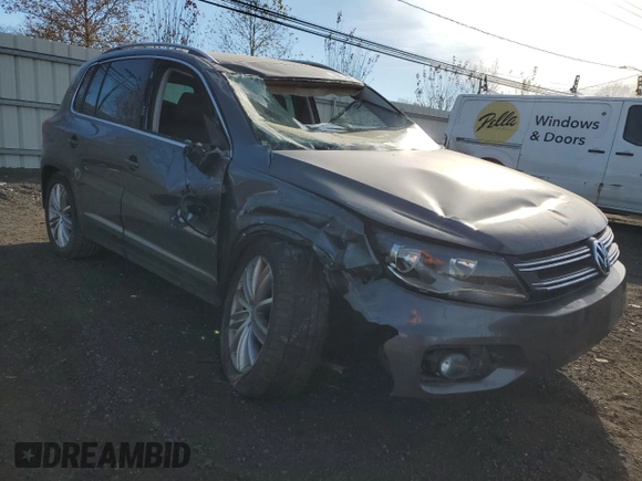 2013 Volkswagen Tiguan S z VIN WVGBV3AX3DW073322, wystawiony jako Copart lot #79616044 z przebiegiem 96 366 mil mil oraz Szkoda całkowita • Salvage title. Historia ofert i sprzedaży dostępna na DreamBid. Obrazek 4.