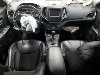 2020 Jeep Cherokee Altitude z VIN 1C4PJMLB7LD527790, wystawiony jako Copart lot #55960455 z przebiegiem Nie podano mil oraz Szkoda całkowita • Salvage title. Historia ofert i sprzedaży dostępna na DreamBid. Obrazek 8.