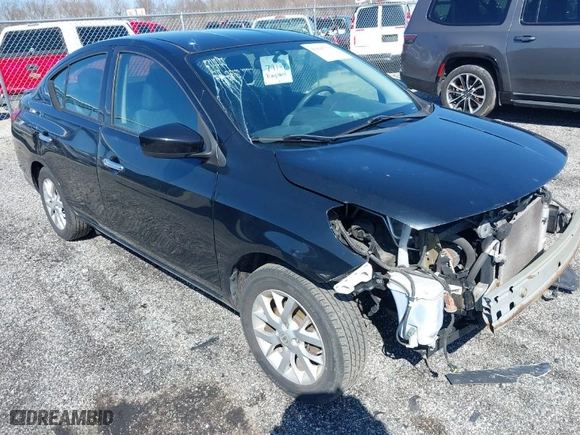 2016 Nissan Versa S with VIN 3N1CN7AP4GL897116, listed as a IAAI auction lot 41847501 with 145,799 mi miles. Bid and sale history available at carsss.com. Image 1.