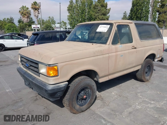1988 Ford Bronco Eddie Bauer with VIN 1FMEU15N3JLA98943, listed as a IAAI auction lot 42771847 with 41,662 mi miles and . Bid and sale history available at DreamBid. Image 6.