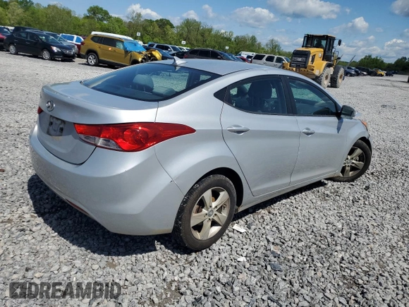 2013 Hyundai Elantra GLS с VIN KMHDH4AE2DU881886, выставлен на аукционе Copart как лот 52781275 с пробегом 64 252 миль миль и Списание • Salvage title. История ставок и продаж доступна на DreamBid. Изображение 3.