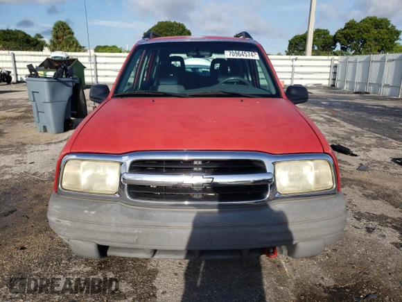 2003 Chevrolet Tracker with VIN 2CNBE13CX36943395, listed as a Copart auction lot 70964574 with 118,975 mi miles and Salvage title. Bid and sale history available at DreamBid. Image 5.