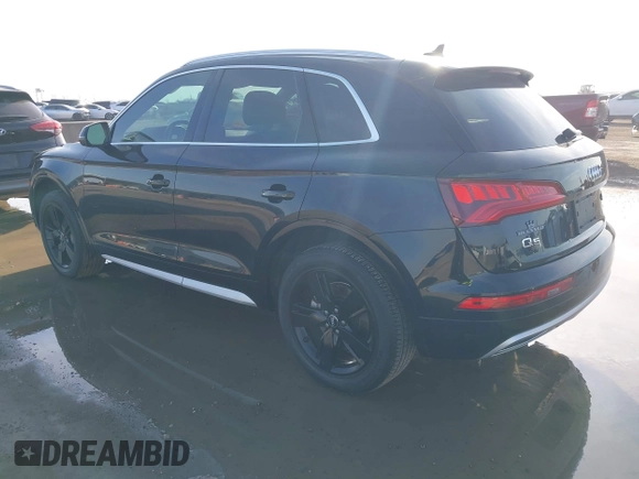 2019 Audi Q5 Premium Plus with VIN WA1BNAFY9K2073043, listed as a IAAI auction lot 41580814 with 45,225 mi miles. Bid and sale history available at carsss.com. Image 3.