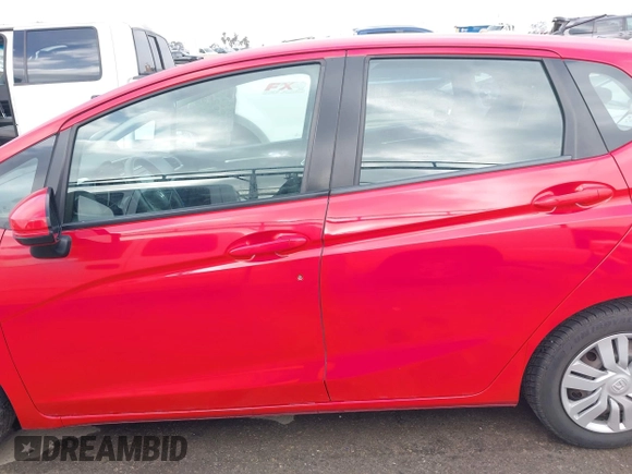 2015 Honda Fit LX with VIN 3HGGK5H52FM762596, listed as a IAAI auction lot 42129871 with 62,323 mi miles and . Bid and sale history available at DreamBid. Image 15.