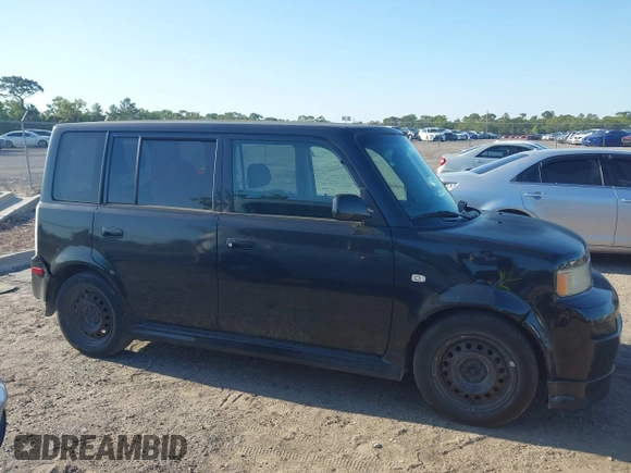 2006 Scion xB with VIN JTLKT324664045337, listed as a IAAI auction lot 42055933 with 198,469 mi miles. Bid and sale history available at carsss.com. Image 13.