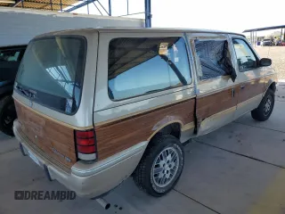 1991 Dodge Caravan z VIN 1B4GD54R1MX553940, wystawiony jako Copart lot #59332594 z przebiegiem 110 858 mil mil oraz Szkody całkowita. Historia ofert i sprzedaży dostępna na DreamBid. Obrazek 3.