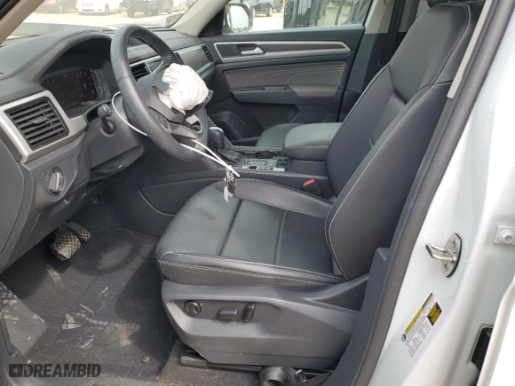 2023 Volkswagen Atlas 3.6L V6 SE w/Technology with VIN 1V2WR2CAXPC507429, listed as a Copart auction lot 51081245 with 47,901 mi miles and Salvage Title. Bid and sale history available at carsss.com. Image 7.