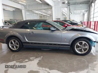 2006 Ford Mustang Standard with VIN 1ZVFT84N965229999, listed as a IAAI auction lot 41596134 with 60,473 mi miles and . Bid and sale history available at carsss.com. Image 13.