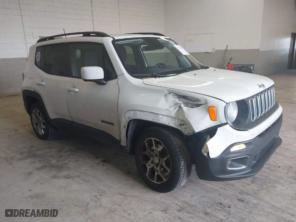 2018 Jeep Renegade Latitude with VIN ZACCJBBB2JPH23798, listed as a IAAI auction lot 41137881 with NaN miles. Bid and sale history available at carsss.com. Image 1.