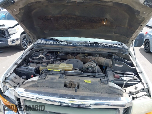 2000 Ford F-250 XL with VIN 1FTNW21F1YEB77397, listed as a IAAI auction lot 41934134 with 344,782 mi miles and . Bid and sale history available at DreamBid. Image 10.
