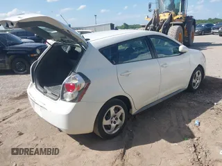 2009 Pontiac Vibe 1SA with VIN 5Y2SP67829Z427630, listed as a IAAI auction lot 42533397 with 214,919 mi miles and . Bid and sale history available at DreamBid. Image 4.