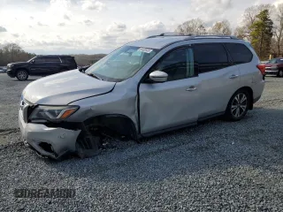 2017 Nissan Pathfinder S with VIN 5N1DR2MN5HC911892, listed as a Copart auction lot 50402805 with 163,337 mi miles and Salvage Title. Bid and sale history available at carsss.com. Image 1.