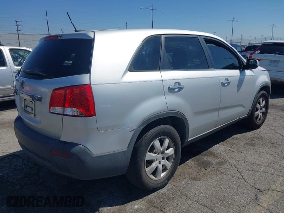 2011 Kia Sorento LX with VIN 5XYKT3A12BG031790, listed as a IAAI auction lot 42019848 with 170,413 mi miles. Bid and sale history available at carsss.com. Image 4.