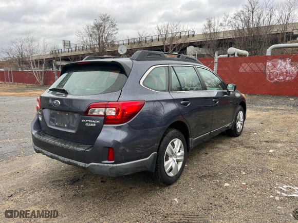 2015 Subaru Outback 2.5i with VIN 4S4BSAAC3F3233343, listed as a Copart auction lot 43870535 with 213,995 mi miles and Clean Title. Bid and sale history available at carsss.com. Image 4.