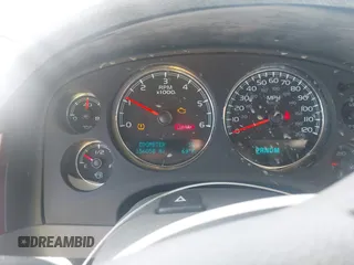 2010 GMC Sierra 1500 SLT z VIN 3GTRKWE30AG232120, wystawiony jako IAAI lot #41681642 z przebiegiem 156 058 mil mil oraz . Historia ofert i sprzedaży dostępna na DreamBid. Obrazek 7.