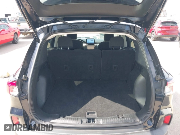 2021 Ford Escape SE Hybrid with VIN 1FMCU0BZ8MUA40236, listed as a IAAI auction lot 42237763 with 84,119 mi miles and . Bid and sale history available at DreamBid. Image 12.