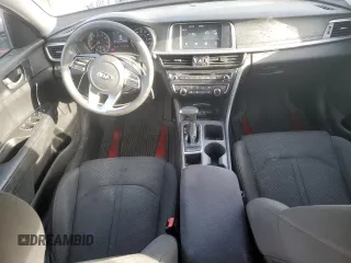 2020 Kia Optima LX z VIN 5XXGT4L30LG389034, wystawiony jako Copart lot #49735975 z przebiegiem 219 985 mil mil oraz Szkoda całkowita • Salvage title. Historia ofert i sprzedaży dostępna na DreamBid. Obrazek 8.