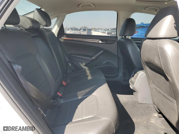 2020 Volkswagen Passat 2.0T R-Line with VIN 1VWMA7A39LC006332, listed as a Copart auction lot 47356655 with 72,560 mi miles and Salvage Title. Bid and sale history available at carsss.com. Image 10.