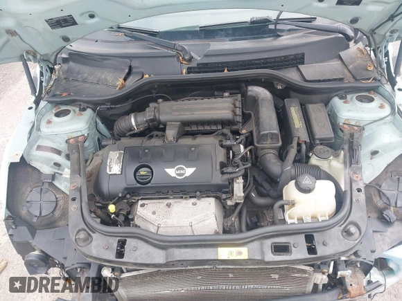 2012 MINI Hardtop with VIN WMWSU3C53CT186381, listed as a IAAI auction lot 42713573 with 134,408 mi miles and . Bid and sale history available at DreamBid. Image 10.