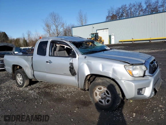 2013 Toyota Tacoma z VIN 5TFTX4CN3DX024782, wystawiony jako Copart lot #44066235 z przebiegiem 117 661 mil mil oraz Szkoda całkowita • Salvage title. Historia ofert i sprzedaży dostępna na DreamBid. Obrazek 4.