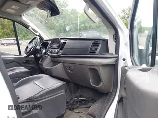 2020 Ford Transit Cargo z VIN 1FTBR2Y80LKB22354, wystawiony jako IAAI lot #42347579 z przebiegiem 64 513 mil mil oraz . Historia ofert i sprzedaży dostępna na DreamBid. Obrazek 5.