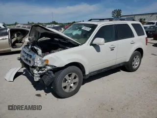 2011 Ford Escape Limited z VIN 1FMCU0E79BKB83408, wystawiony jako Copart lot #56802035 z przebiegiem Nie podano mil oraz Szkoda całkowita • Salvage title. Historia ofert i sprzedaży dostępna na DreamBid. Obrazek 1.