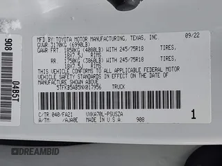 2022 Toyota Tundra 2WD SR with VIN 5TFKB5AB5NX017956, listed as a IAAI auction lot 41612493 with 38,683 mi miles. Bid and sale history available at carsss.com. Image 9.