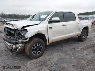 2018 Toyota Tundra 4WD SR5 with VIN 5TFAW5F13JX713936, listed as a IAAI auction lot 41592843 with 187,438 mi miles. Bid and sale history available at carsss.com. Image 17.