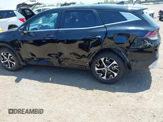 2024 Kia Sportage EX with VIN 5XYK33DF8RG209901, listed as a IAAI auction lot 42378868 with 35,740 mi miles and . Bid and sale history available at DreamBid. Image 6.