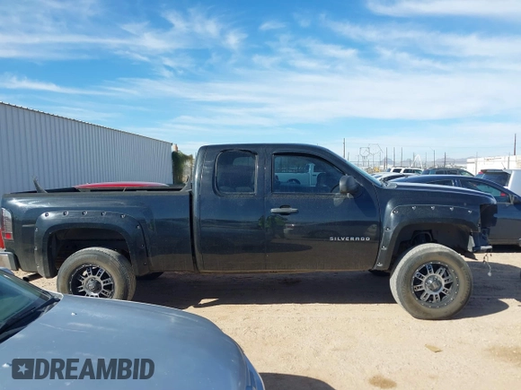 2012 Chevrolet Silverado 1500 LT with VIN 1GCRKSE7XCZ199321, listed as a IAAI auction lot 41512009 with 139,431 mi miles. Bid and sale history available at carsss.com. Image 14.