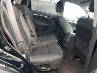 2014 Kia Sorento LX with VIN 5XYKT4A69EG434283, listed as a Copart auction lot 42693325 with 191,737 mi miles and Salvage Title. Bid and sale history available at carsss.com. Image 11.