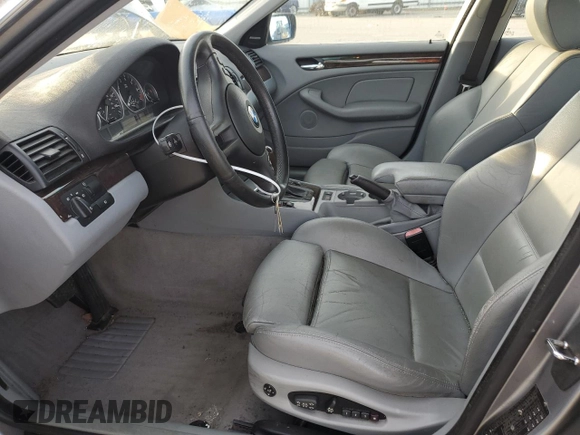 2004 BMW 3 Series 330i with VIN WBAEV53474KM33227, listed as a Copart auction lot 47102825 with 142,780 mi miles and Clean Title. Bid and sale history available at carsss.com. Image 7.